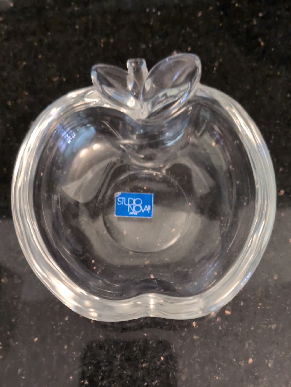 Studio Nova Apple Dish